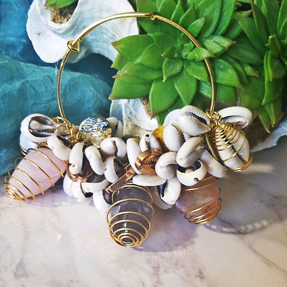 Handmade Cowrie Bracelet